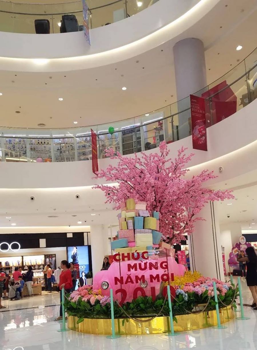 Kh&aacute;m ph&aacute; TTTM Gigamall của người Việt