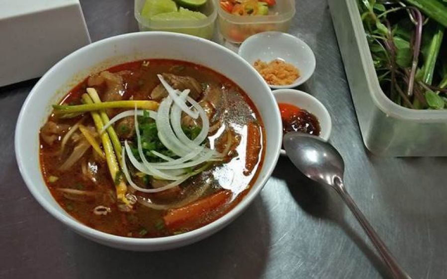 Những m&oacute;n ăn s&aacute;ng l&agrave;m n&ecirc;n t&ecirc;n tuổi trong l&ograve;ng người d&acirc;n Việt Nam