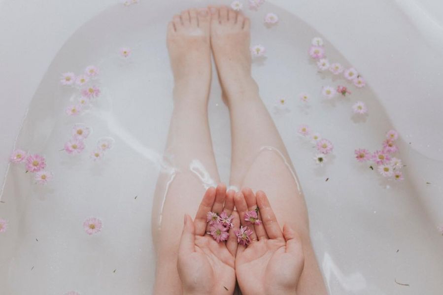 Xoa dịu nổi đau bụng trong những "Ngày đèn đỏ" của nữ giới