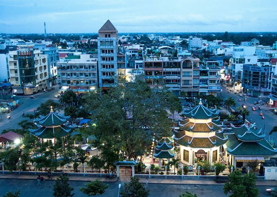 Các địa danh nên đi nếu ghé vùng đất linh thiêng Châu Đốc