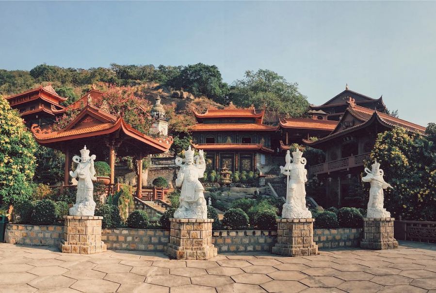 Các địa danh nên đi nếu ghé vùng đất linh thiêng Châu Đốc