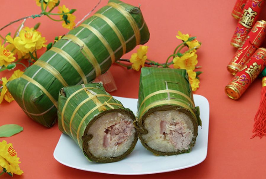 KH&Aacute;M PH&Aacute; M&Acirc;M CỖ NG&Agrave;Y TẾT CỦA  NGƯỜI MIỀN TRUNG