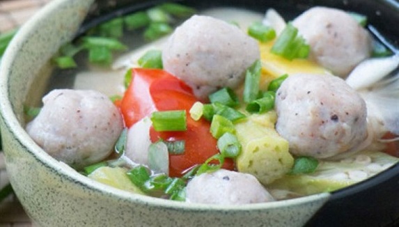 Spicy and sour fish ball soup