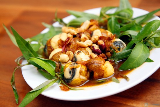 Cút lộn xào me chua ngọt