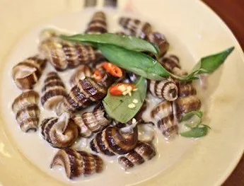 Coconut Stir-Fried Len Snails