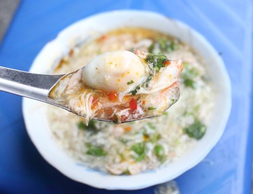 Nutritious mixed crab soup