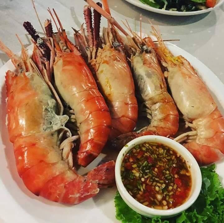 Tôm hấp kiểu Thái