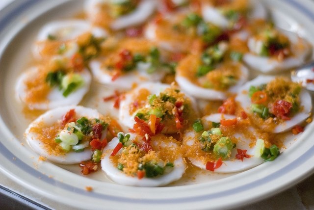 Shrimp duckweed cake