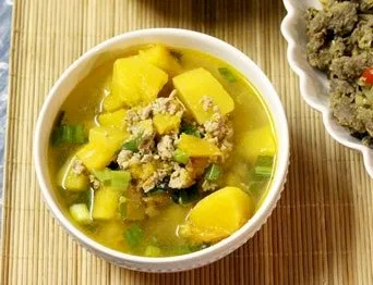Pumpkin and Minced Pork Soup for Kids