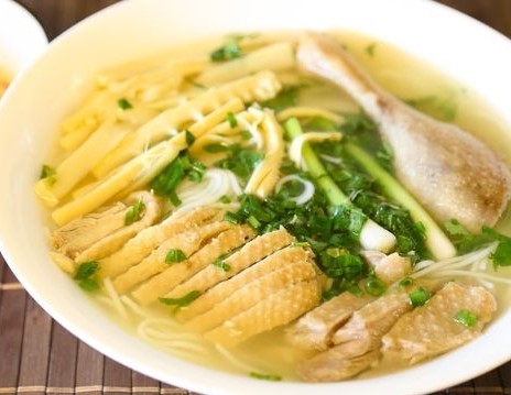 Bún măng vịt đậm đà