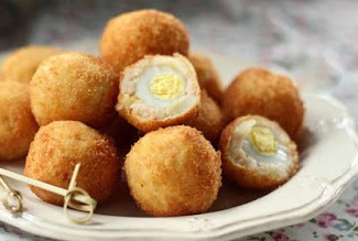 Trứng cút chiên xù hấp dẫn