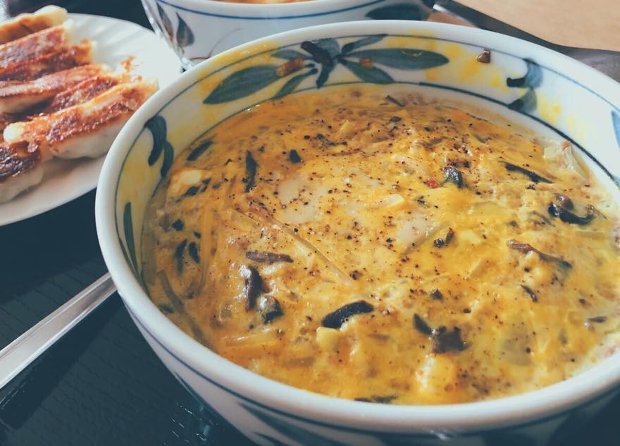 Eggs steaming with meat