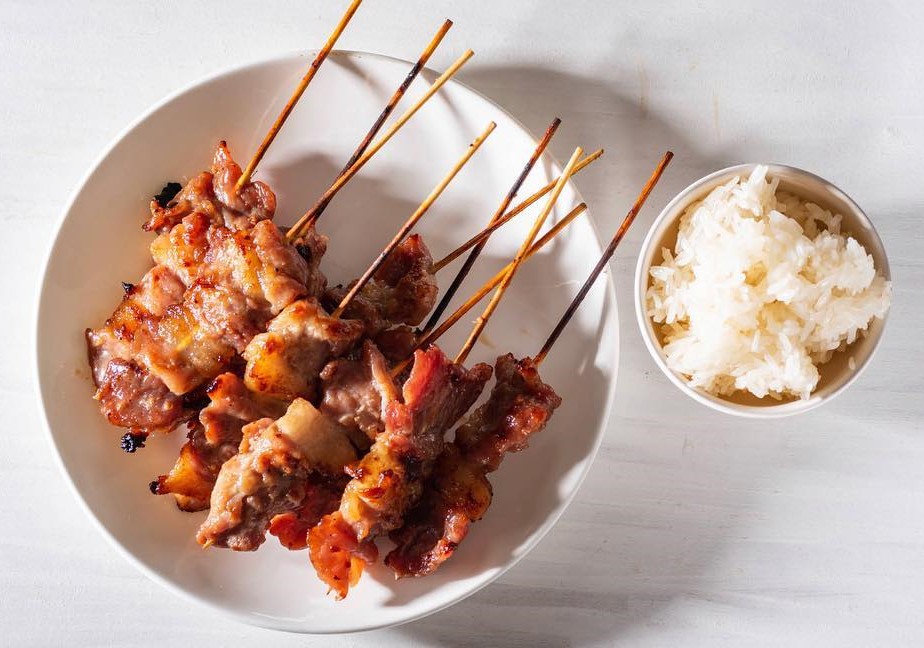 Xiên que - Thịt heo nướng cà ri