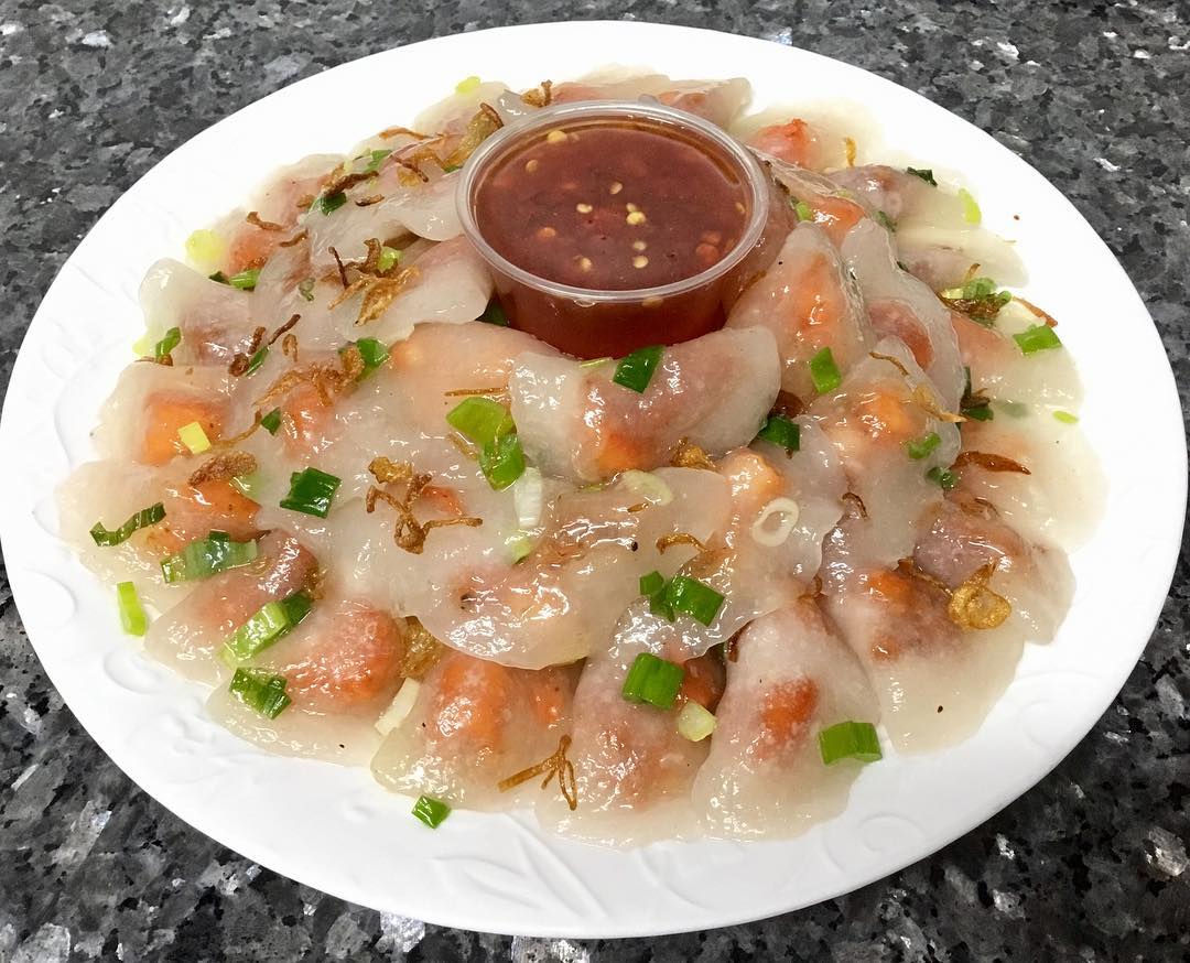 Bánh bột lọc nhân tôm
