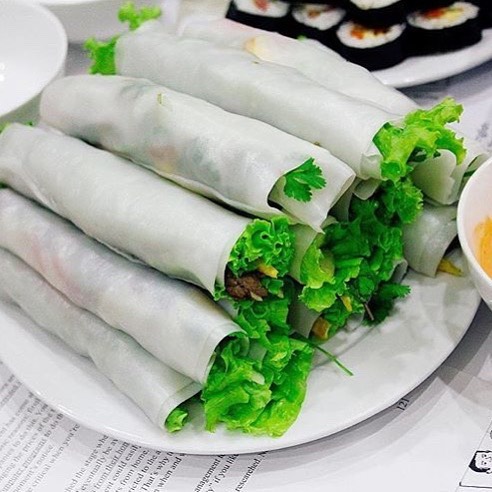 Strange rolled Pho