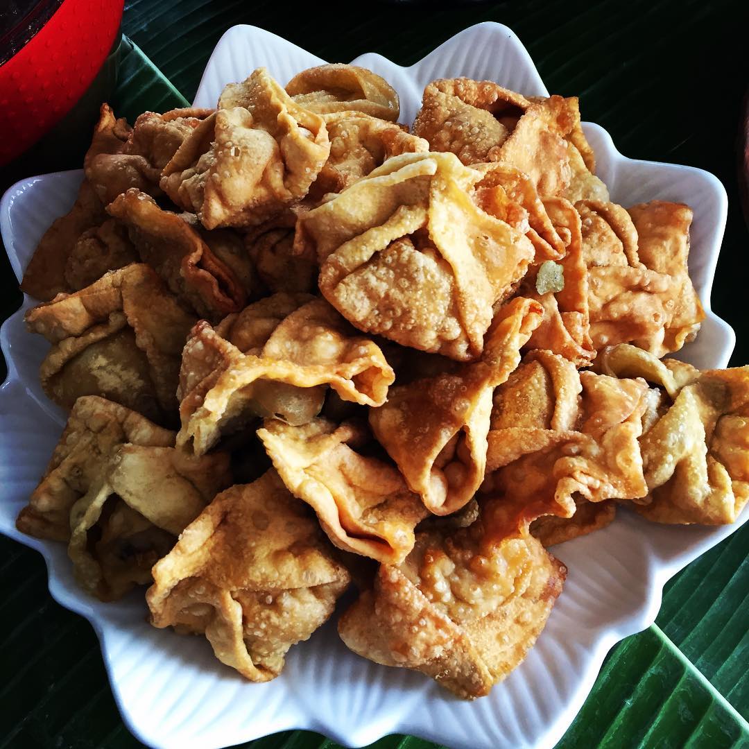 Hoành thánh chiên nhân phô mai lạ miệng