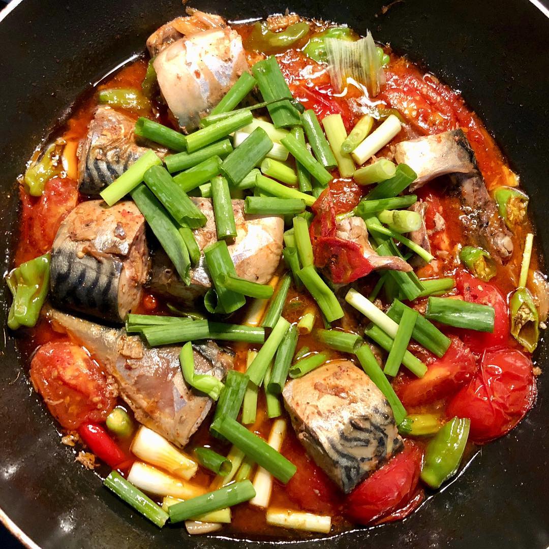 Braised Pompano fish