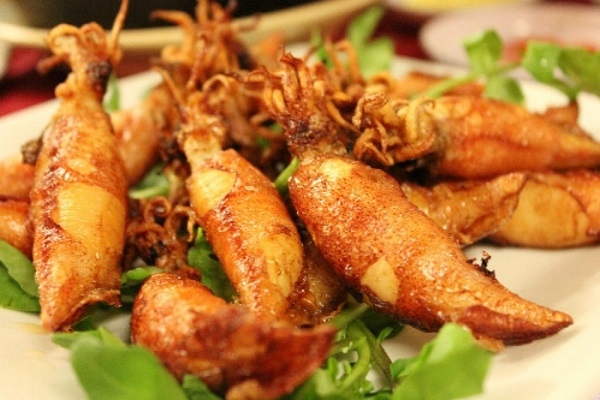 Mực chiên nước mắm