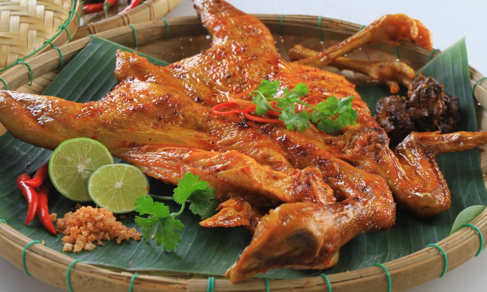 Gà nướng than hoa