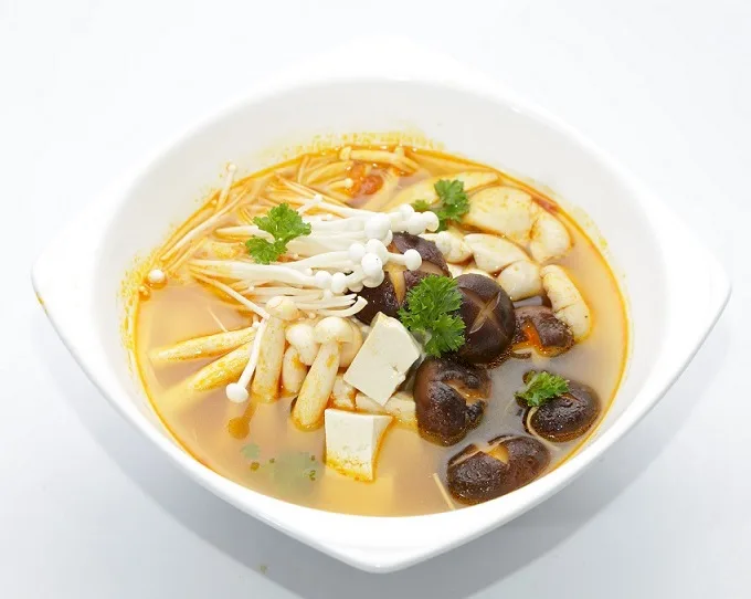 きのこと豆腐のスープ
