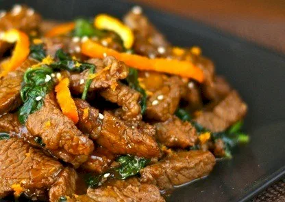 Bò xào sốt cam tươi