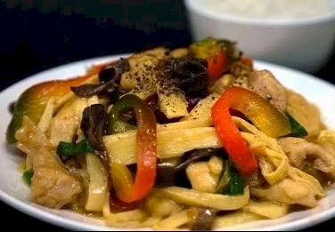 Chicken Stir-Fried with Fresh Bamboo Shoots for New Year
