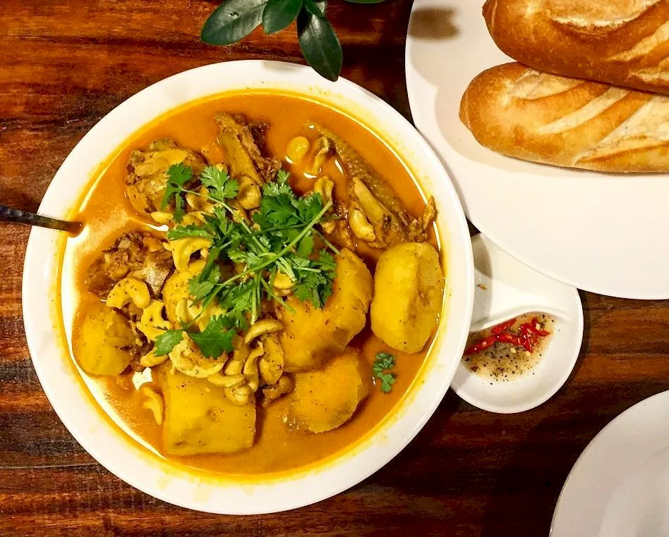 Cà ri gà tại nhà đơn giản nhất