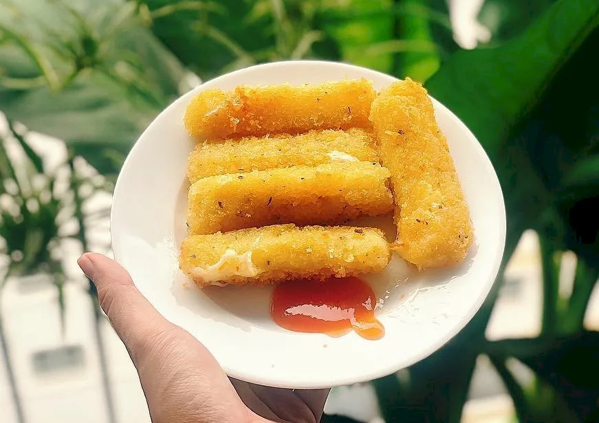 Homemade Mozzarella Sticks