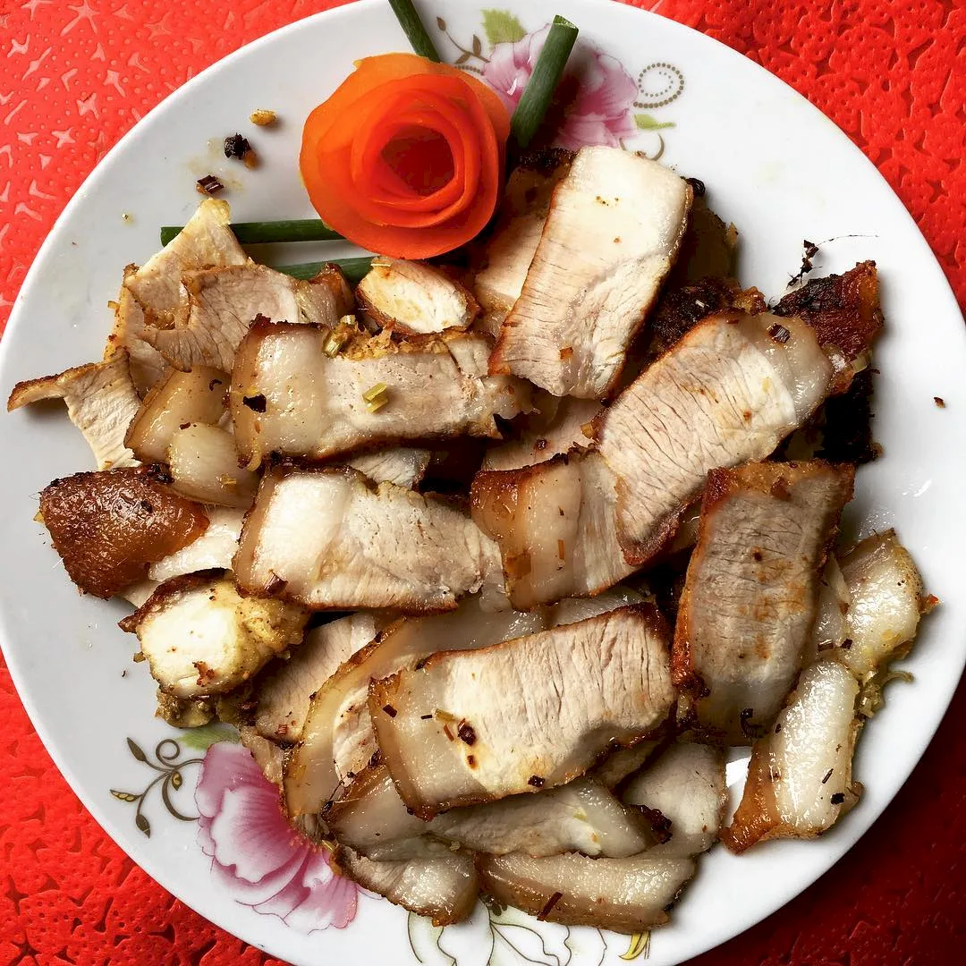 Spicy Pan-Seared Pork Belly