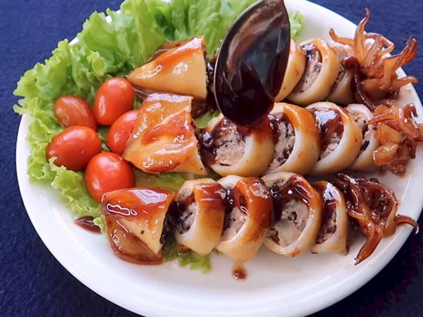 Pork-Stuffed Squid Simmered in Coconut Water